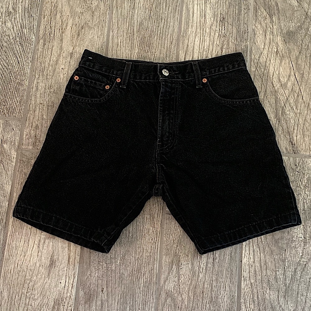 Boot Cut Levi’s Black Jean Shorts
